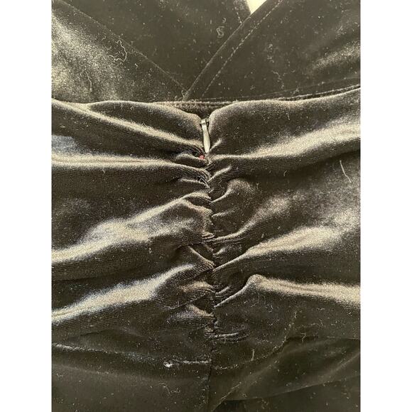 Bar III Asymmetrical Black Velvet Skirt Size Large NWT Runched Waist Midi Length - Picture 5 of 7